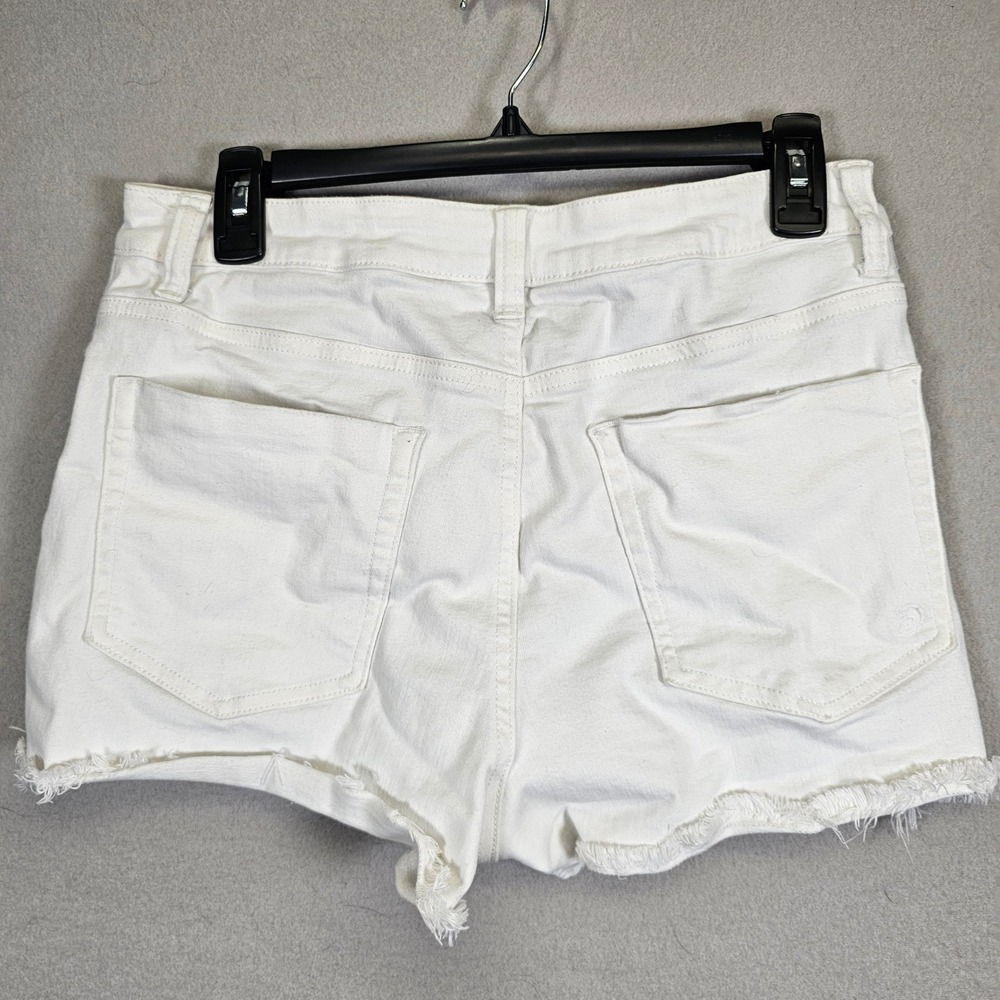 Indigo Rein Womens White Distressed Denim Shorts Button Fly Size 13/30 High Rise - Picture 2 of 7